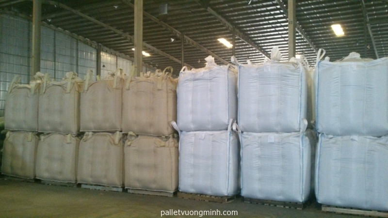 PALLET GỖ KHU CÔNG NGHIỆP MAI TRUNG H.Bến Cát -  Bình Dương