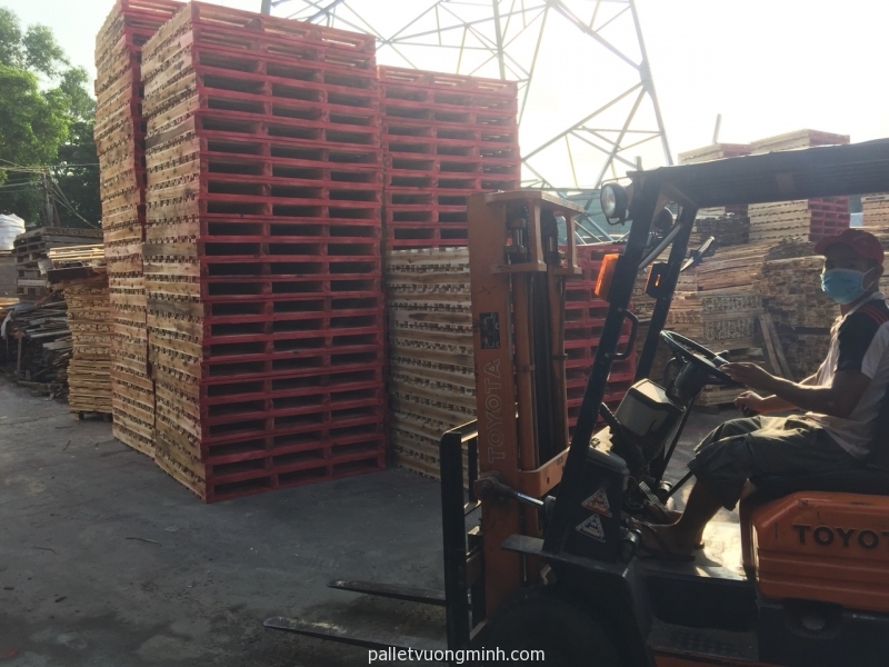 Công trình pallet gỗ 1500x1600 bắt vít 12.000 cái