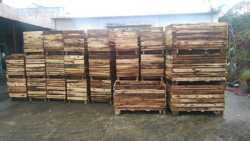 Pallet gỗ kê hàng nội thất