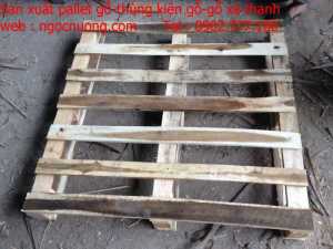 Pallet Gỗ giá rẻ 1000x1000 4 hướng nâng