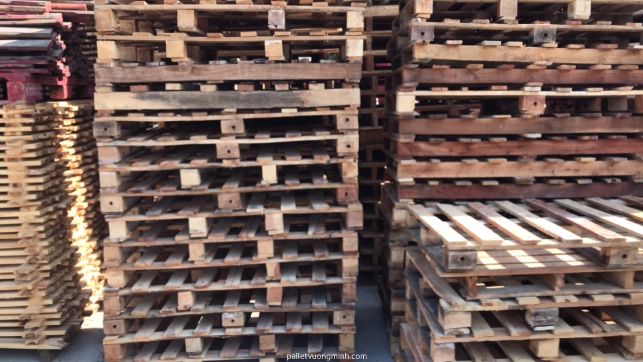 Thanh lý pallet gỗ cũ 670x1200