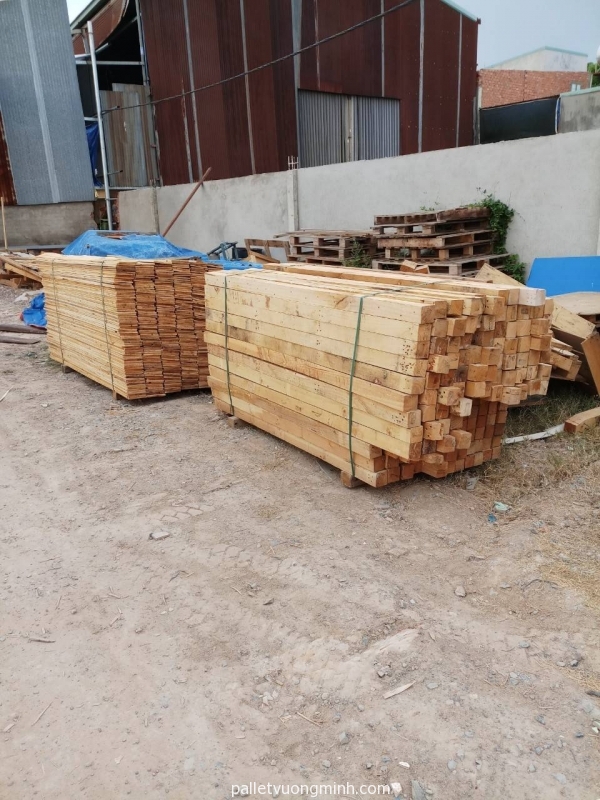 Gỗ Thông Cũ Biên Hòa 05