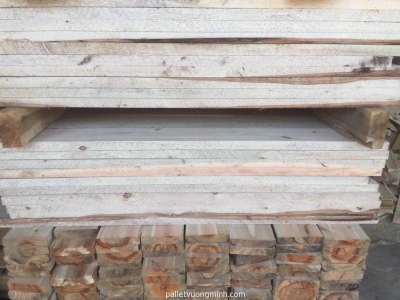 Gỗ Bạch Đàn Đóng Pallet Bình Dương