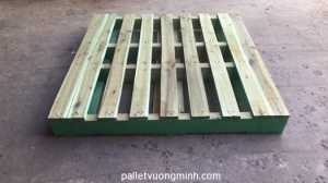 Pallet gỗ 1200x1200 sơn xanh