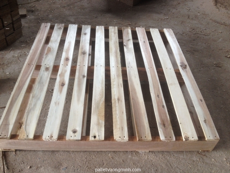 Pallet gỗ giá rẻ 1100x1100x130 mm 3D10T